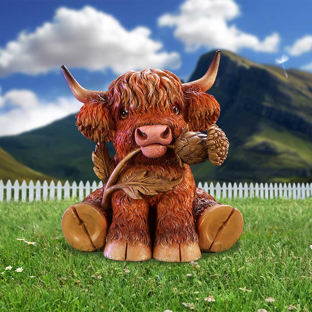 Highland Cow with Thistle Figurine 10.5cm Resin Statue 7