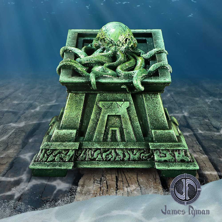 Crypt of Cthulhu Gothic Box By James Ryman 13cm