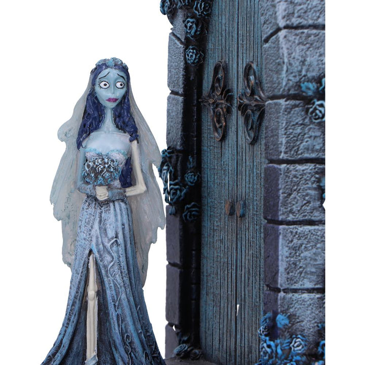 Corpse Bride Emily and Victoria Resin Bookends 19cm 5
