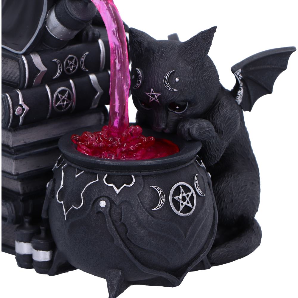 Cult Cuties Curious Cauldron 18.5cm 5