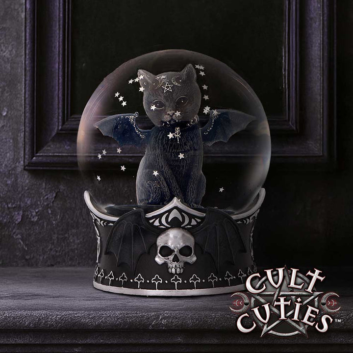 Malpuss Snow Globe 13cm 8