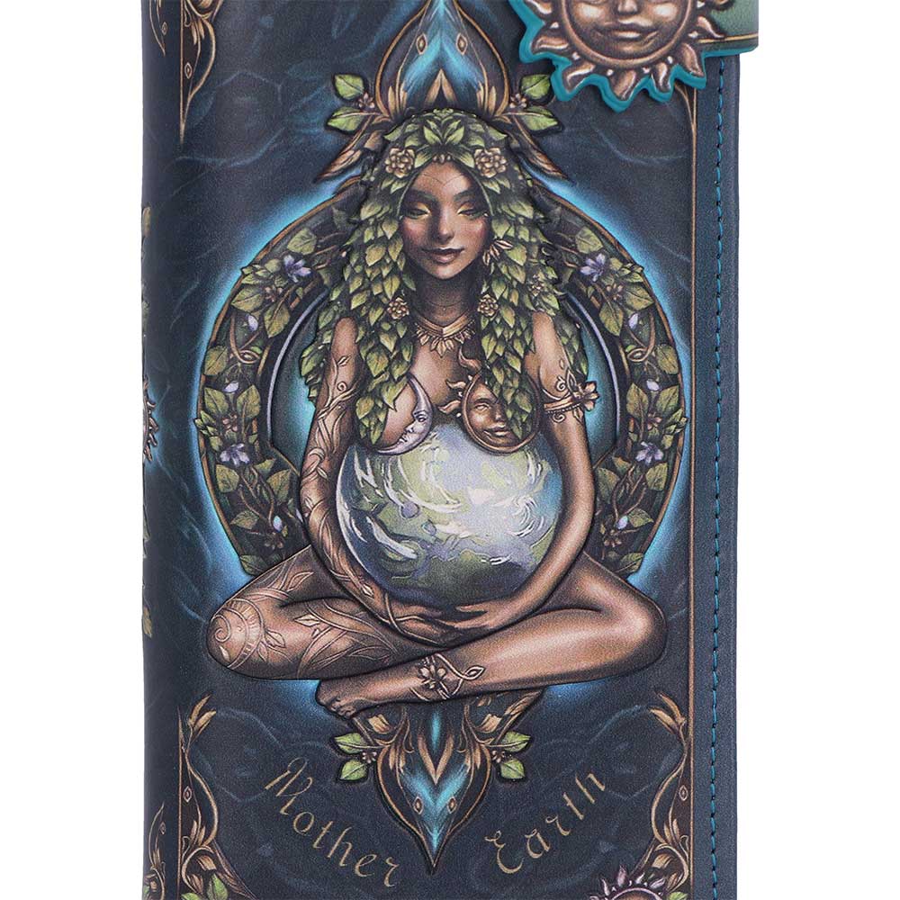 Mother Earth Embossed Purse 18.5cm 5