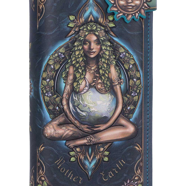 Mother Earth Embossed Purse 18.5cm