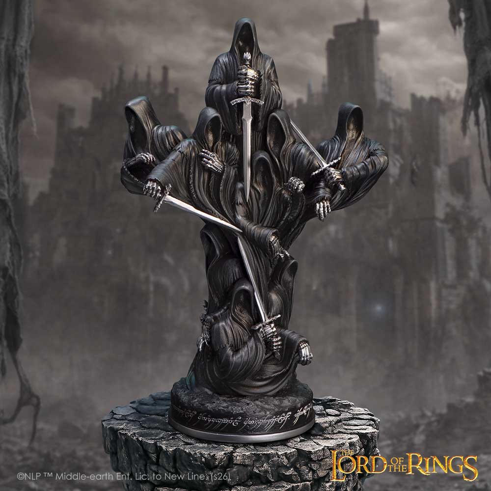 Lord of the Rings Ringwraiths of Middle Earth Figurine 34.7cm 7