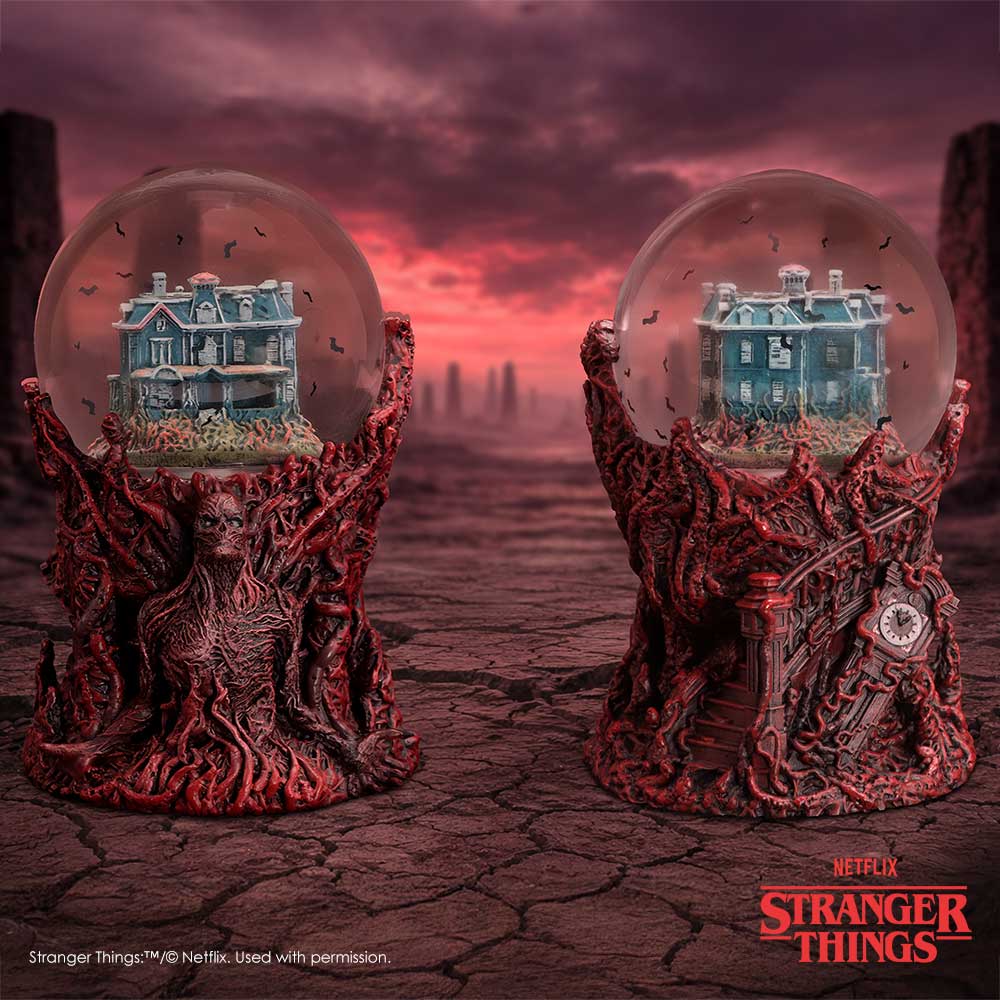 Stranger Things Vecna Motorised Snow Globe 17.7cm 8