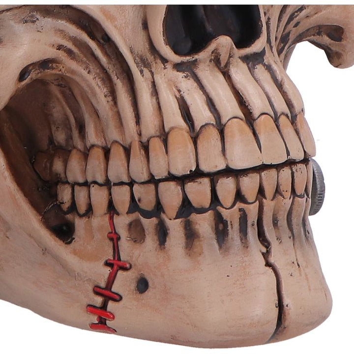 Hall of Horrors The Monster of Madness Skull 15.1cm