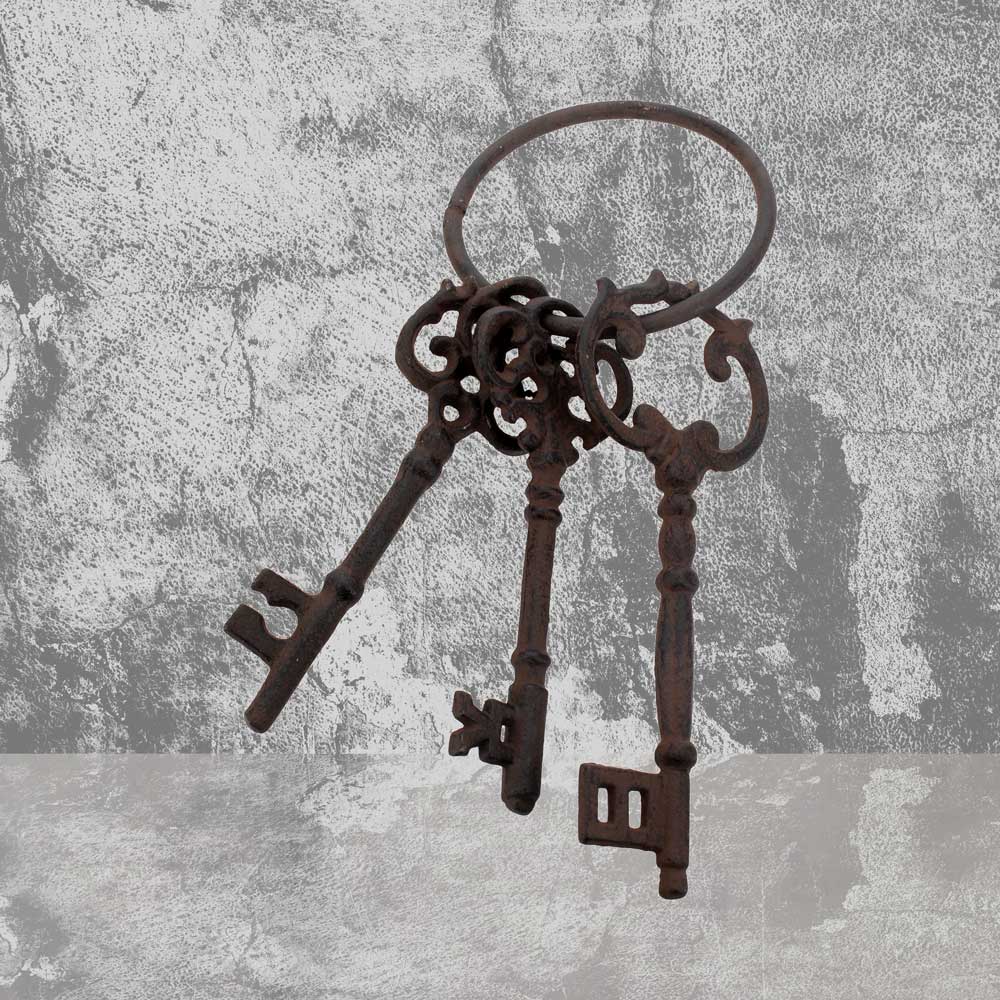 Aged Keys to the Chambers Hanging Ornament 14.5cm 2