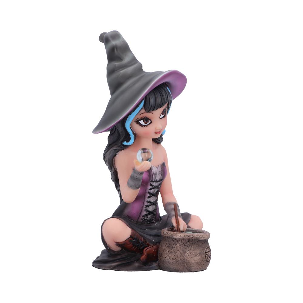 Pruedence Witch Figurine 15cm 4