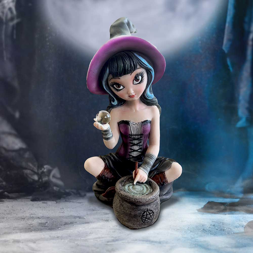 Pruedence Witch Figurine 15cm 7