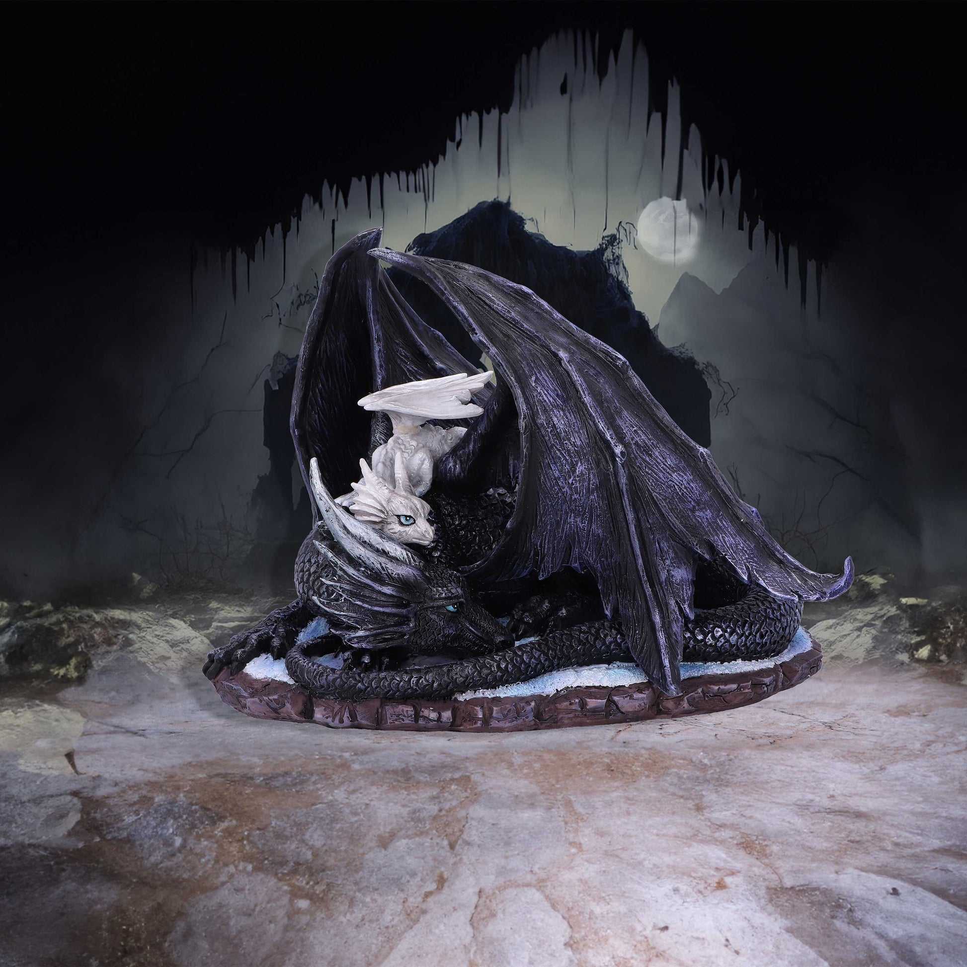Mothers Sanctuary Dragon Figurine 18cm 6