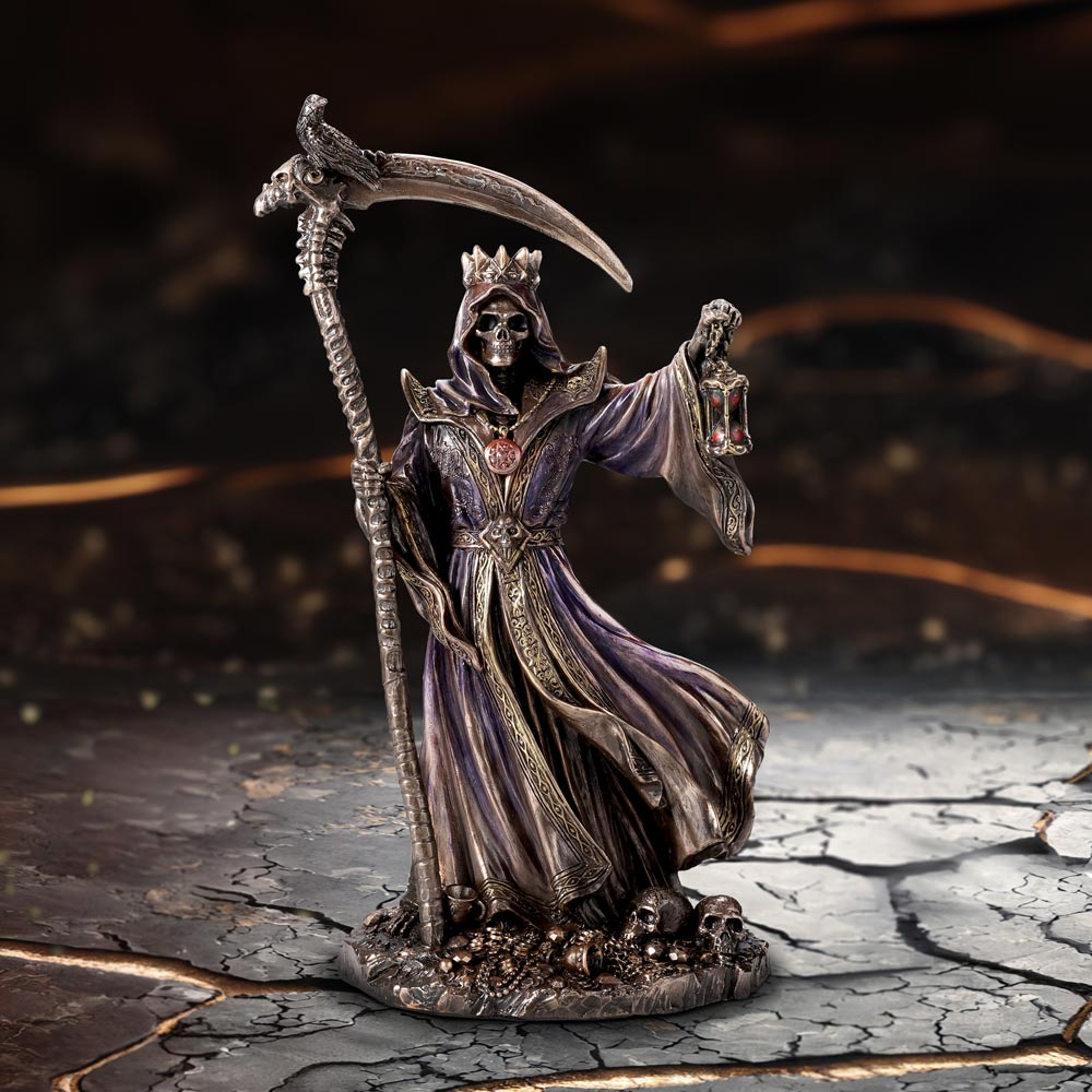 Deathly Crown King Skeletal Reaper Figurine 21.3cm 7