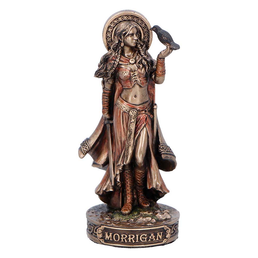 Morrigan and Crow Mini 8.2cm 1