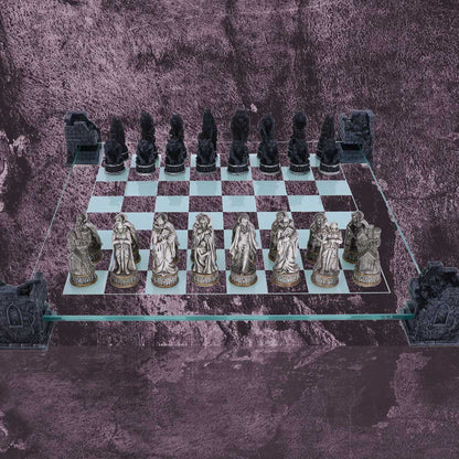 Raised Fantasy Vampire Werewolf Chess Set With Corner Towers 43cm 7