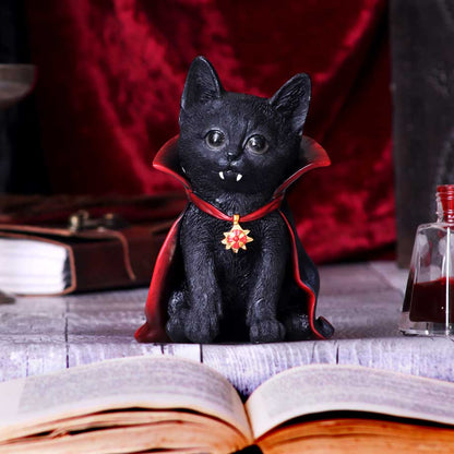 Count Catula Vampire Cat Figurine 15.5cm 7