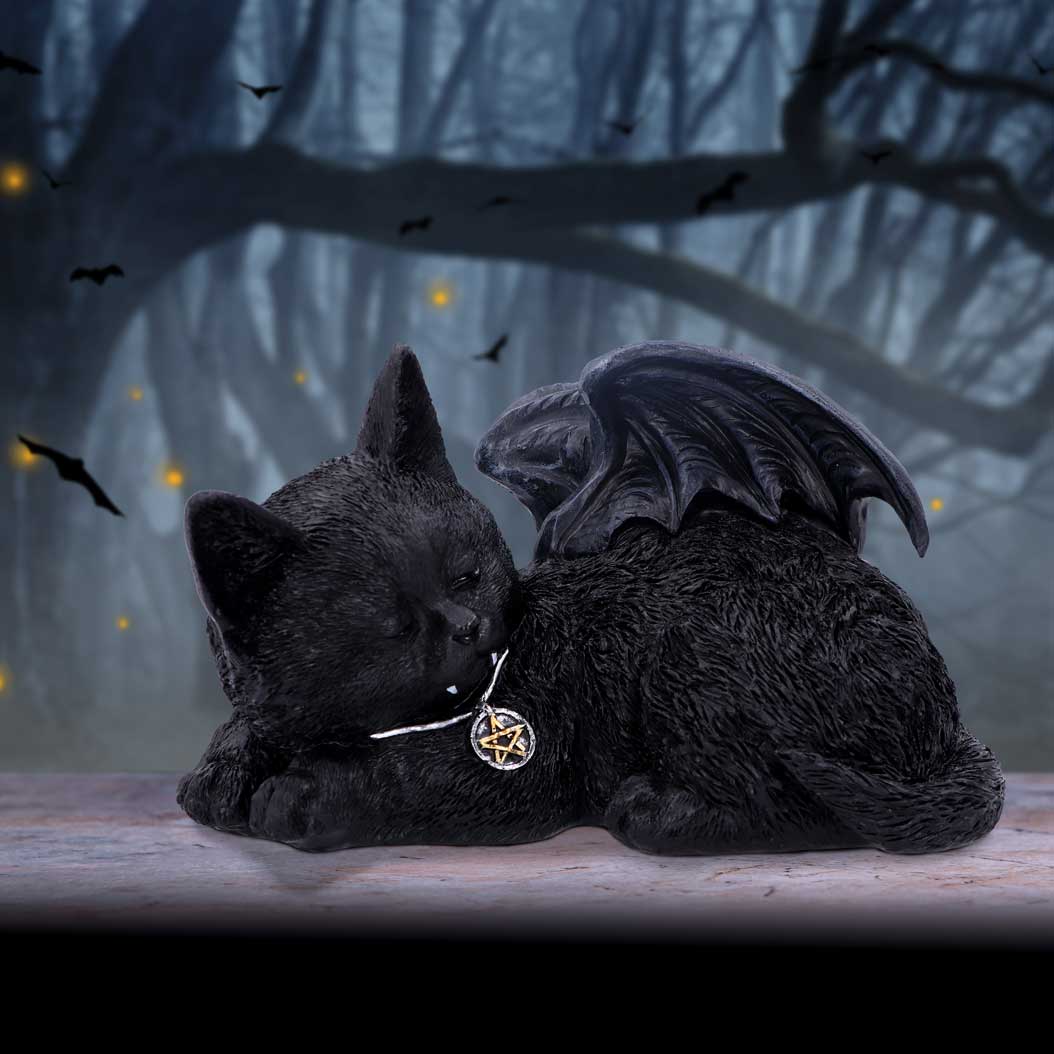 Cat Nap Vampire Figurine 18cm 7