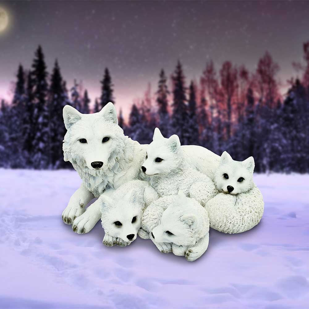 Pups Protection Mother Wolf and Cubs Figurine 20.5cm 7