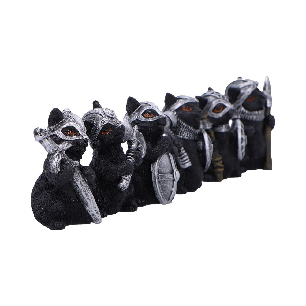 Cat Crusaders Set of 6 Fierce Warrior Figurines with Unique Poses 5.5cm