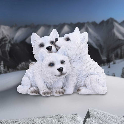 Cub Cuddle Wolf Pups Figurine 10cm 7