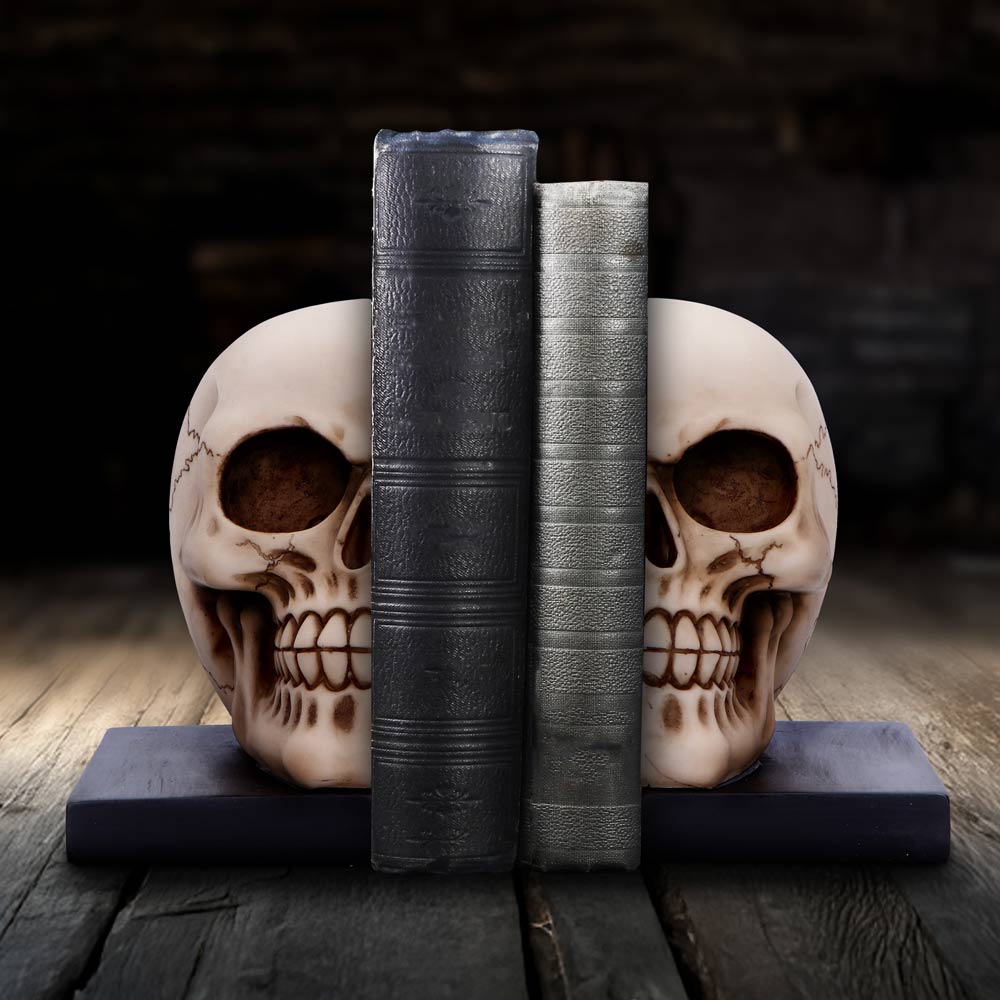 Final Chapter Bookends Skull 13.5cm 7