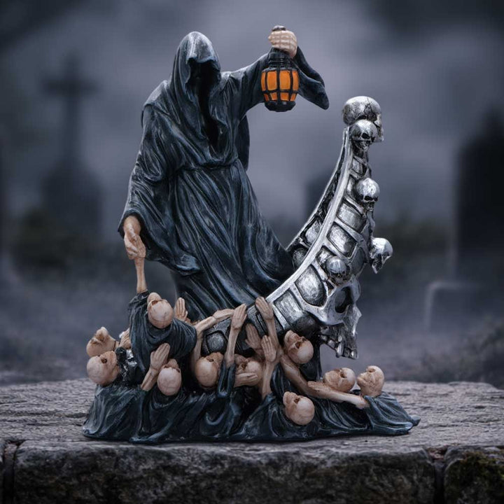 Final Passage Gothic Figurine 22.5cm