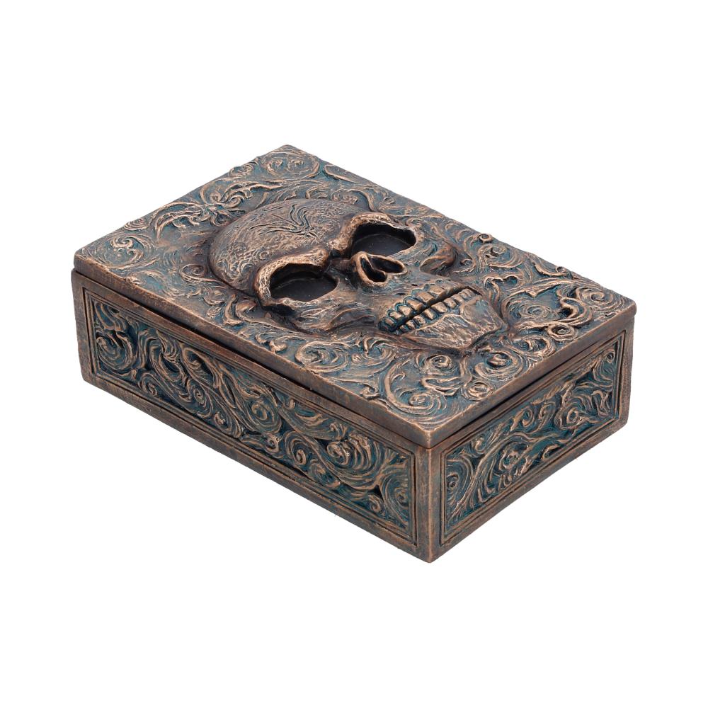 Skull Treasured Remains Box 5.6cm 4