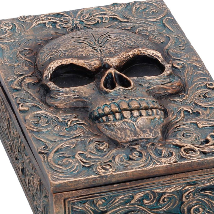Skull Treasured Remains Box 5.6cm