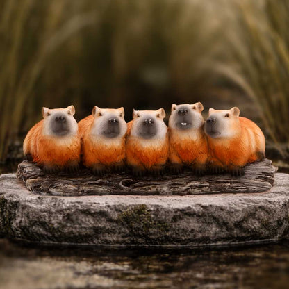 Capybara Herd Figurine 7cm 7